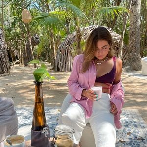 Meet your Posher, Juliana :)